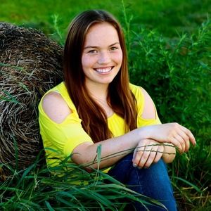 Meet your Posher, Danielle